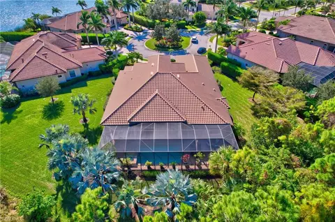 7311 Squires Pl, Naples, FL 34113 photo 2