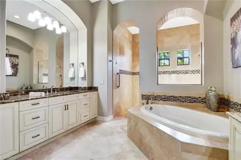 7311 Squires Pl, Naples, FL 34113 photo 12