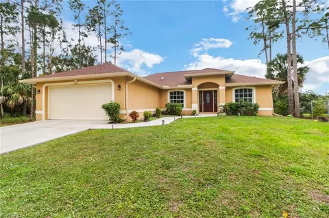 5549 Benton St, Lehigh Acres, FL 33971