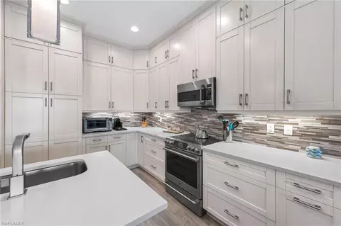 5732 Highbourne Dr, Naples, FL 34113 photo 7