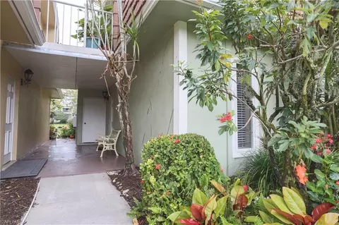 429 Meadowlark Ln #429A, Naples, FL 34105