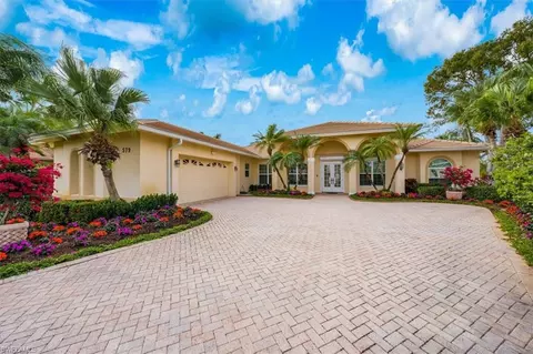 579 Eagle Creek Dr, Naples, FL 34113 photo 2