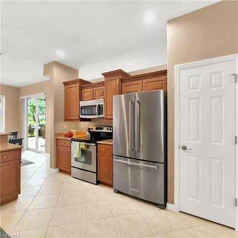 Kitchen - 20351 Larino Loop, Estero, FL 33928 photo 4 of 7