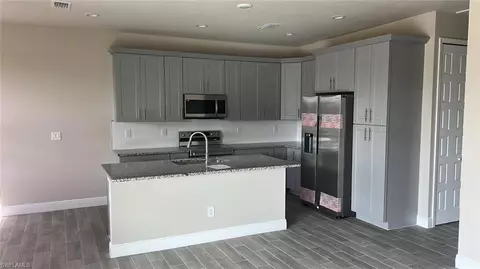 128 Bethlehem Pl, Labelle, FL 33935 photo 3