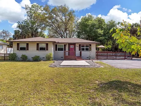 1780 23rd St SW, Naples, FL 34117
