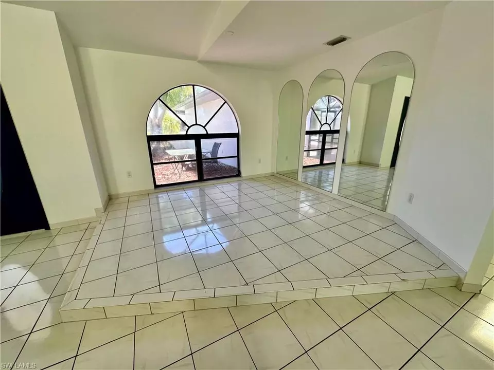  1922 SE 10th Pl, Cape Coral, FL 33990 photo 6