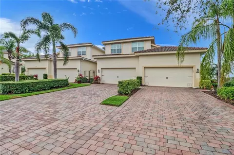 17472 Old Harmony Dr #102, Fort Myers, FL 33908