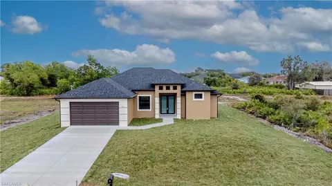 906 Tena Ave N, Lehigh Acres, FL 33971
