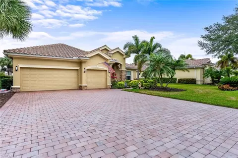 12090 Wicklow Ln, Naples, FL 34120