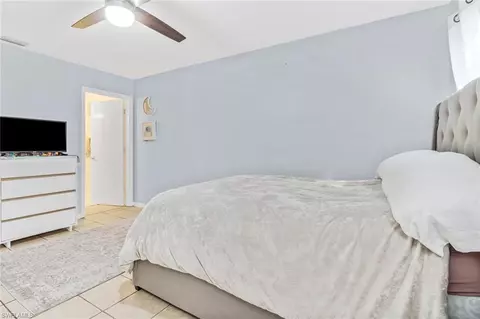 5234 Treetops Dr, Naples, FL 34113 photo 12