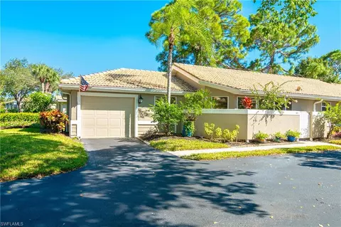 331 Emerald Bay Cir #V1, Naples, FL 34110