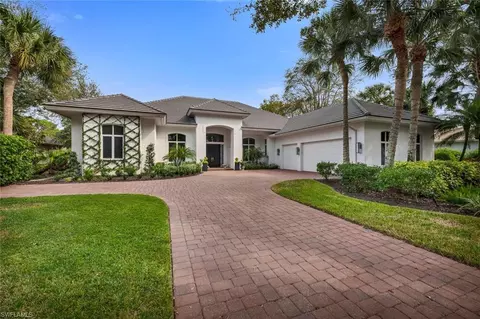 1017 Barcarmil Way, Naples, FL 34110