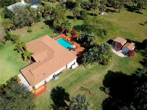 1180 27th St SW, Naples, FL 34117