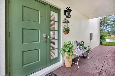 121 Bob O Link Way #121-A, Naples, FL 34105