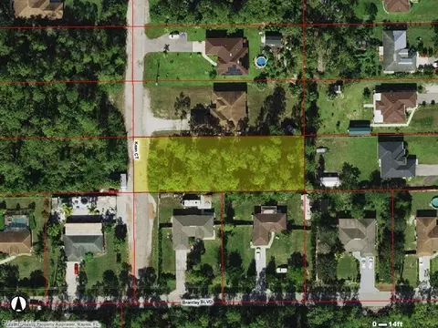 2374 Kean Ct, Naples, FL 34117