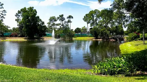 418 Meadowlark Ln #418, Naples, FL 34105