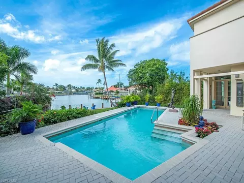 2397 Beacon Ln, Naples, FL 34103 photo 20