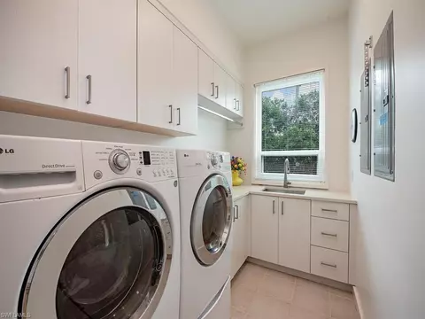 2397 Beacon Ln, Naples, FL 34103 photo 19