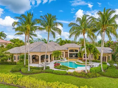 4473 Wayside Dr, Naples, FL 34119 photo 3