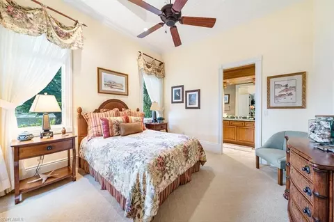 4473 Wayside Dr, Naples, FL 34119 photo 25