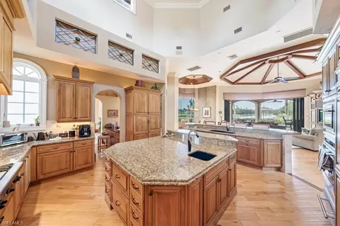 4473 Wayside Dr, Naples, FL 34119 photo 14