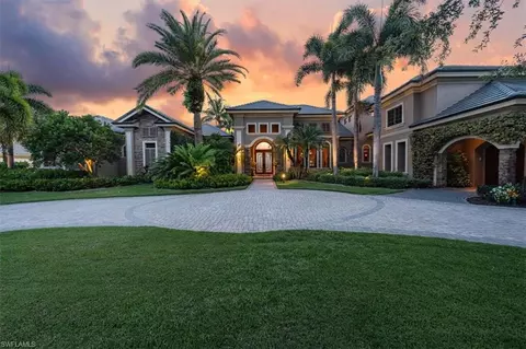4473 Wayside Dr, Naples, FL 34119
