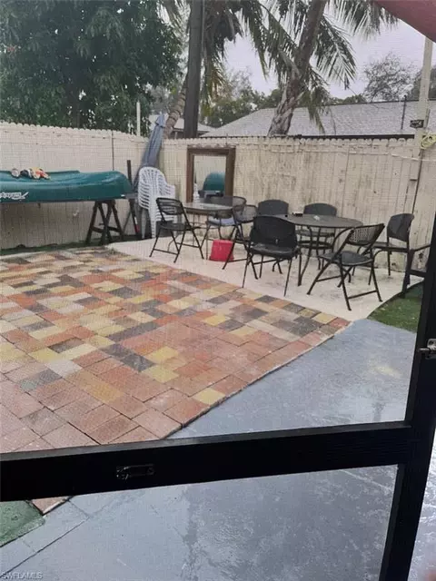 1226 Jeronimo Dr, Naples, FL 34103 photo 6