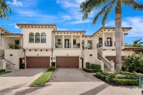 2496 Breakwater Way #202, Naples, FL 34112
