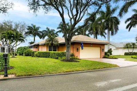 13761 Southampton Dr, Bonita Springs, FL 34135