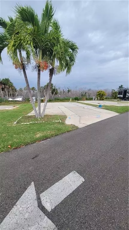 19681 Summerlin Rd #613, Fort Myers, FL 33908