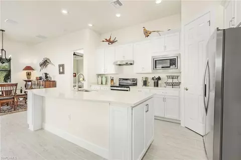 Kitchen - 14213 Arrow Point Ct, Estero, FL 33928 photo 5 of 6