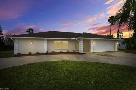133 Johnnycake Dr, Naples, FL 34110
