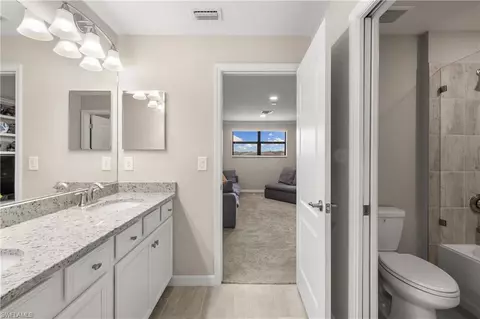 Bath - 17527 Elkgrove Ln, Estero, FL 33928 photo 6 of 8