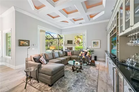 7818 Classics Dr, Naples, FL 34113 photo 4