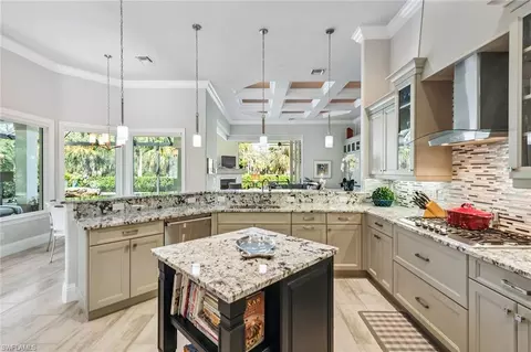 7818 Classics Dr, Naples, FL 34113 photo 7