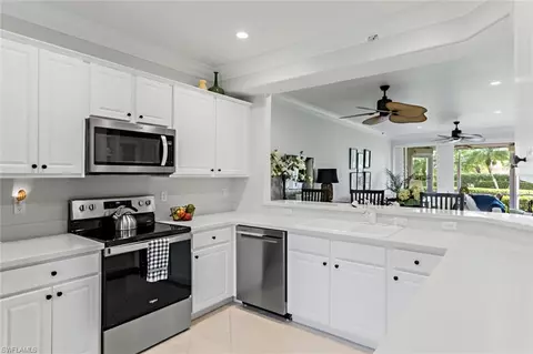 Kitchen - 9128 Michael Cir #9-903, Naples, FL 34113 photo 4 of 4