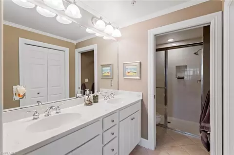 Bath - 9128 Michael Cir #9-903, Naples, FL 34113 photo 1 of 3