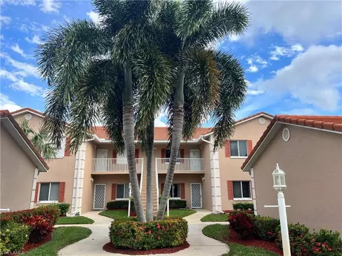 700 Saratoga Cir #B-104, Naples, FL 34104