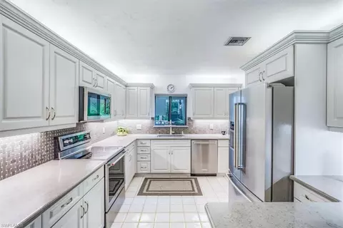 40 Cypress View Dr #40, Naples, FL 34113 photo 8