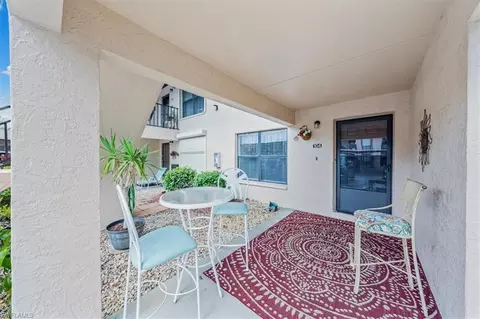 244 Pebble Beach Cir #B104, Naples, FL 34113