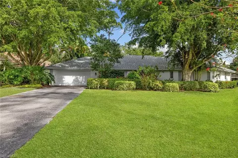 440 Widgeon Pt #8, Naples, FL 34105