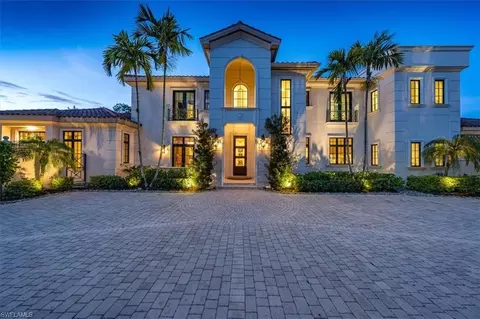 6547 Highcroft Dr, Naples, FL 34119