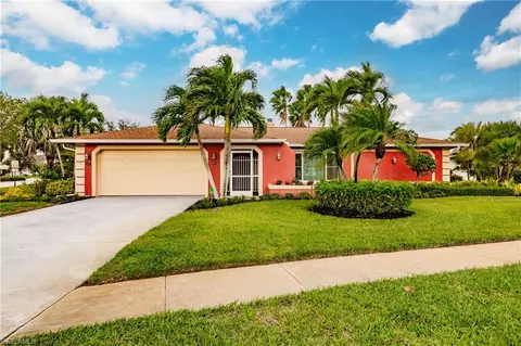 123 Saint Andrews Blvd, Naples, FL 34113