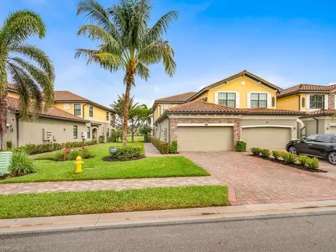 9118 Prima Way #101, Naples, FL 34113