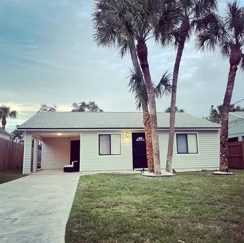 11361 Pendleton St, Bonita Springs, FL 34135