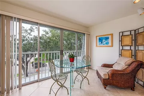 1900 Alamanda Dr #304, Naples, FL 34102 photo 10