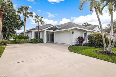 1192 Imperial Dr, Naples, FL 34110