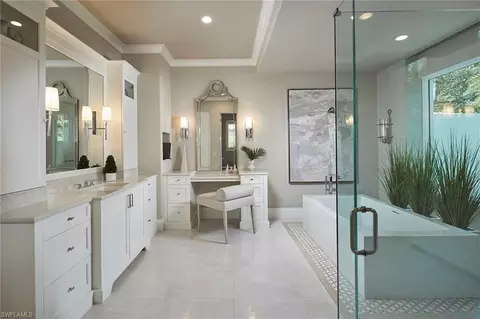 Bath - 1490 Anhinga Pt, Naples, FL 34105 photo 3 of 5