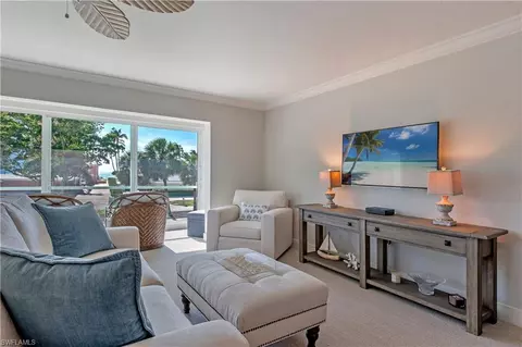 2500 Gulf Shore Blvd N # S3, Naples, FL 34103