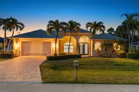 2117 SW 47th Ter, Cape Coral, FL 33914